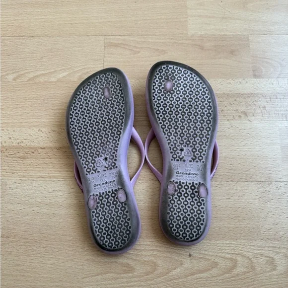 Ipanema Flip Flops - Picture 5 of 7